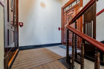 Nahe BND und Hauptbahnhof: vermietete, Eigentumswohnung, 13347 Berlin, Etagenwohnung